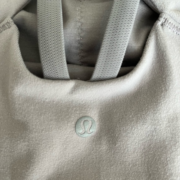 EUC Lululemon Rally Your Heart Tank - size 6 - Picture 8 of 9